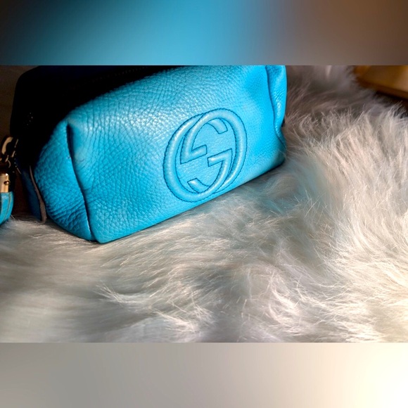 ⭐️GUCCI SOHO Turquoise cosmetic bag - Picture 2 of 2